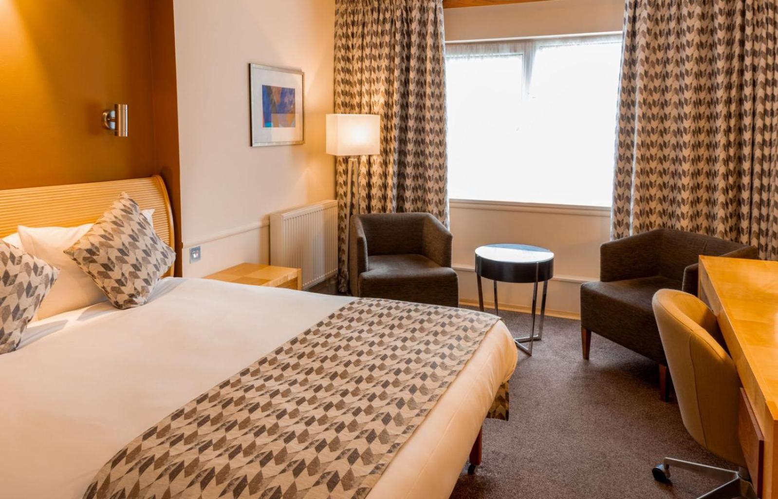 Britannia Leeds Bradford Airport Hotel Bramhope Exterior photo