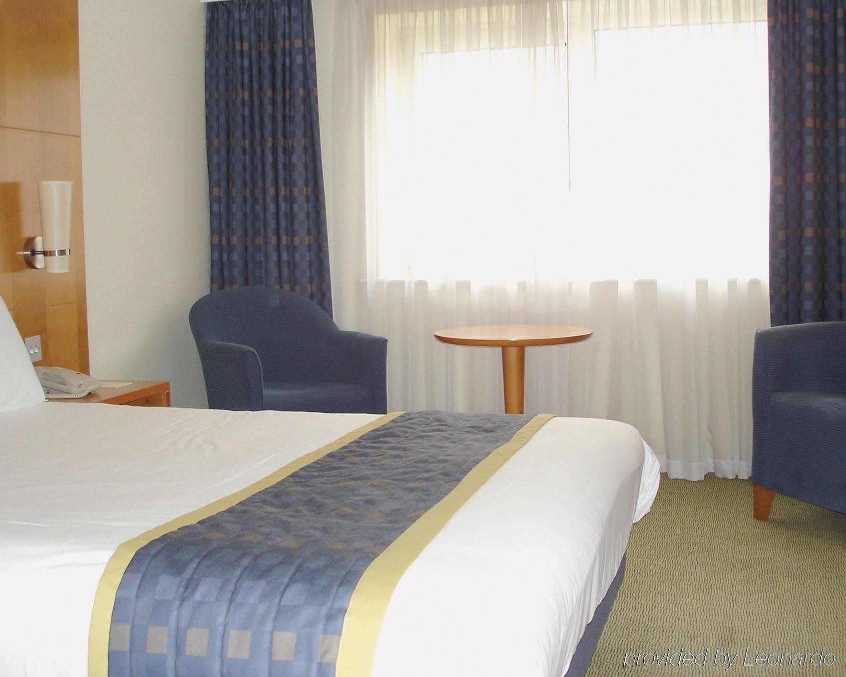 Britannia Leeds Bradford Airport Hotel Bramhope Exterior photo