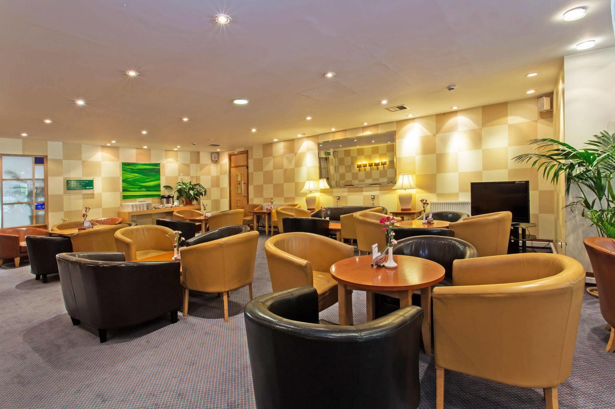 Britannia Leeds Bradford Airport Hotel Bramhope Exterior photo